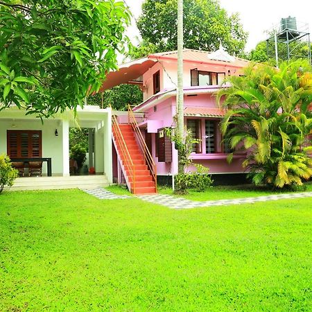 Marari Nest Beach Homestay 마라리쿨람 외부 사진