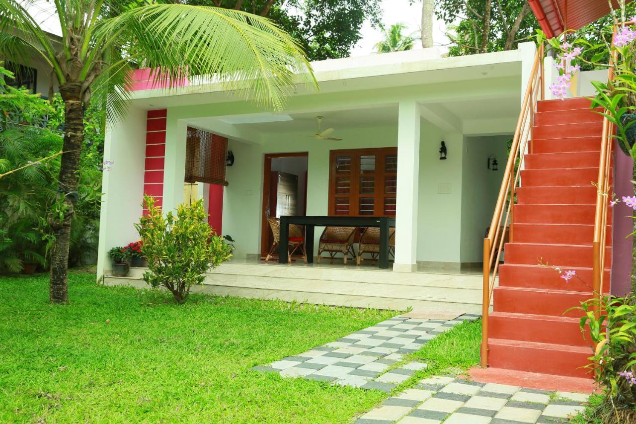 Marari Nest Beach Homestay 마라리쿨람 외부 사진